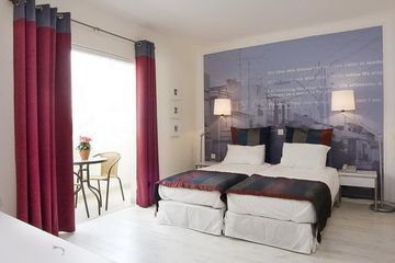 Center Chic - An Atlas Boutique Tel Aviv