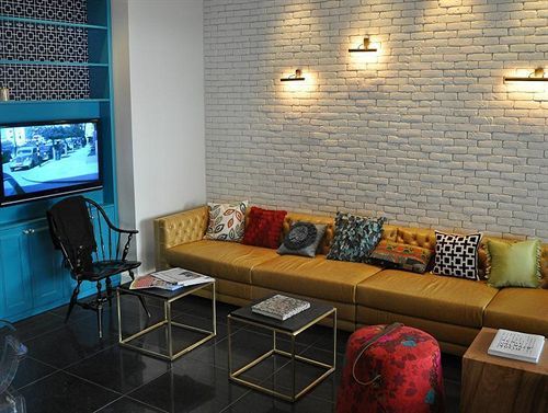 Hotel Center Chic - An Atlas Boutique